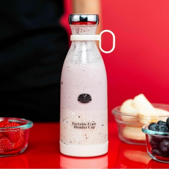 Portable Juicer/Mixer, Handheld Blender Cup (056) - Picture 2 of 5